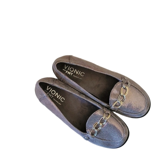 VIONIC flats - Picture 1 of 4